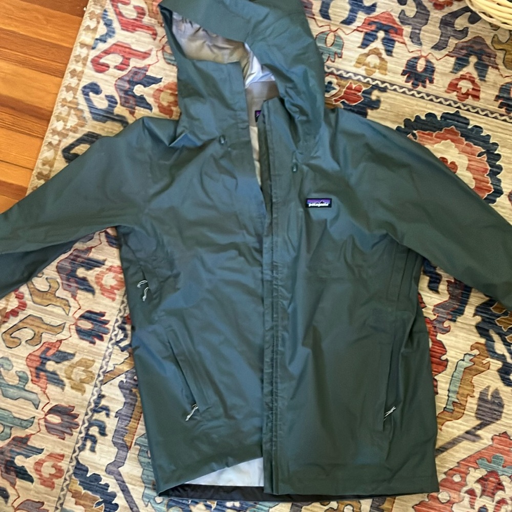 Patagonia Green Hooded Jacket